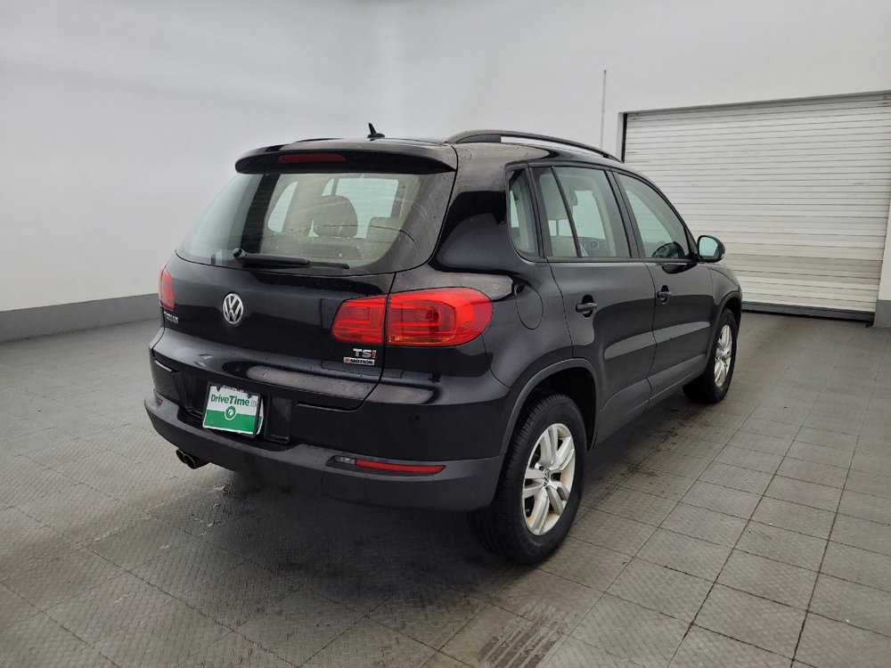 Used 2016 Volkswagen Tiguan S AWD/4WD image 9