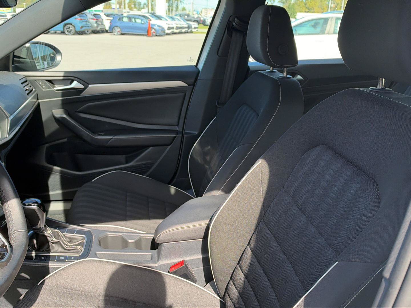Used 2024 Volkswagen Jetta Sport FWD image 8