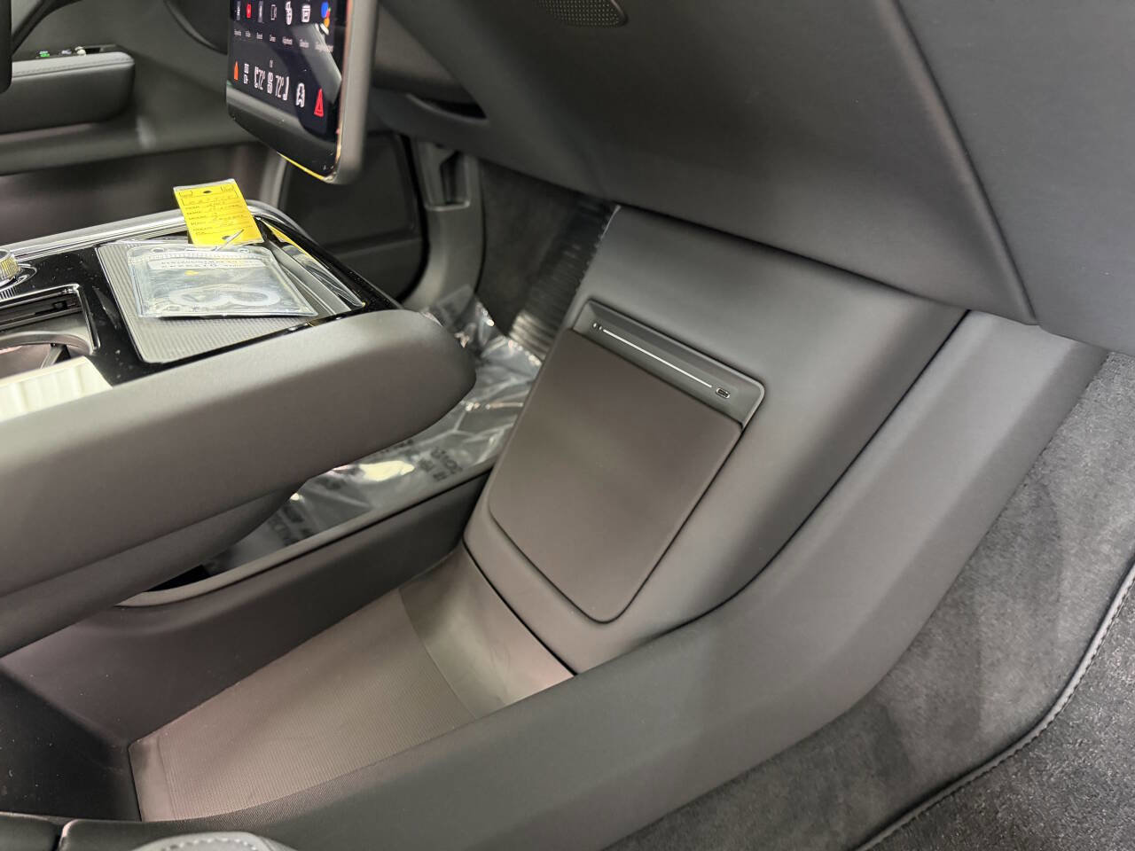 Used 2025 Polestar Polestar 3 image 37