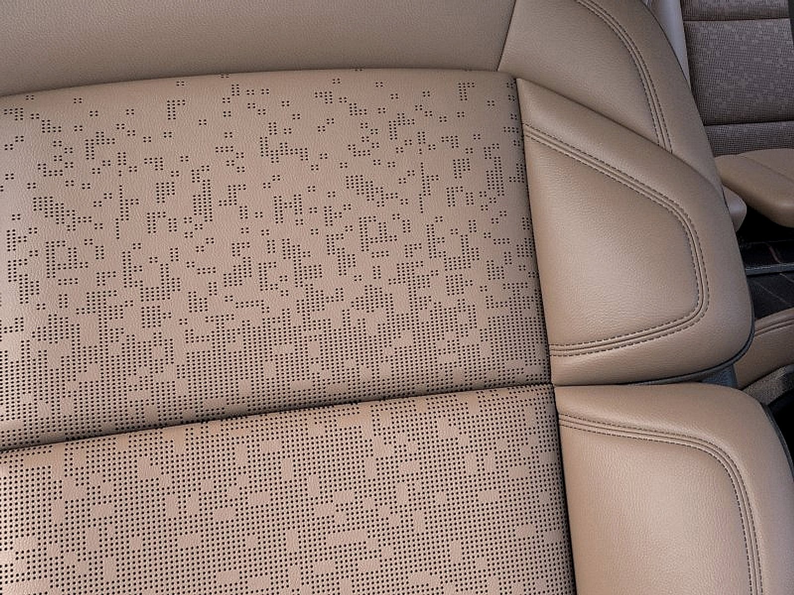 New 2026 Lincoln Navigator L Black Label AWD/4WD image 16