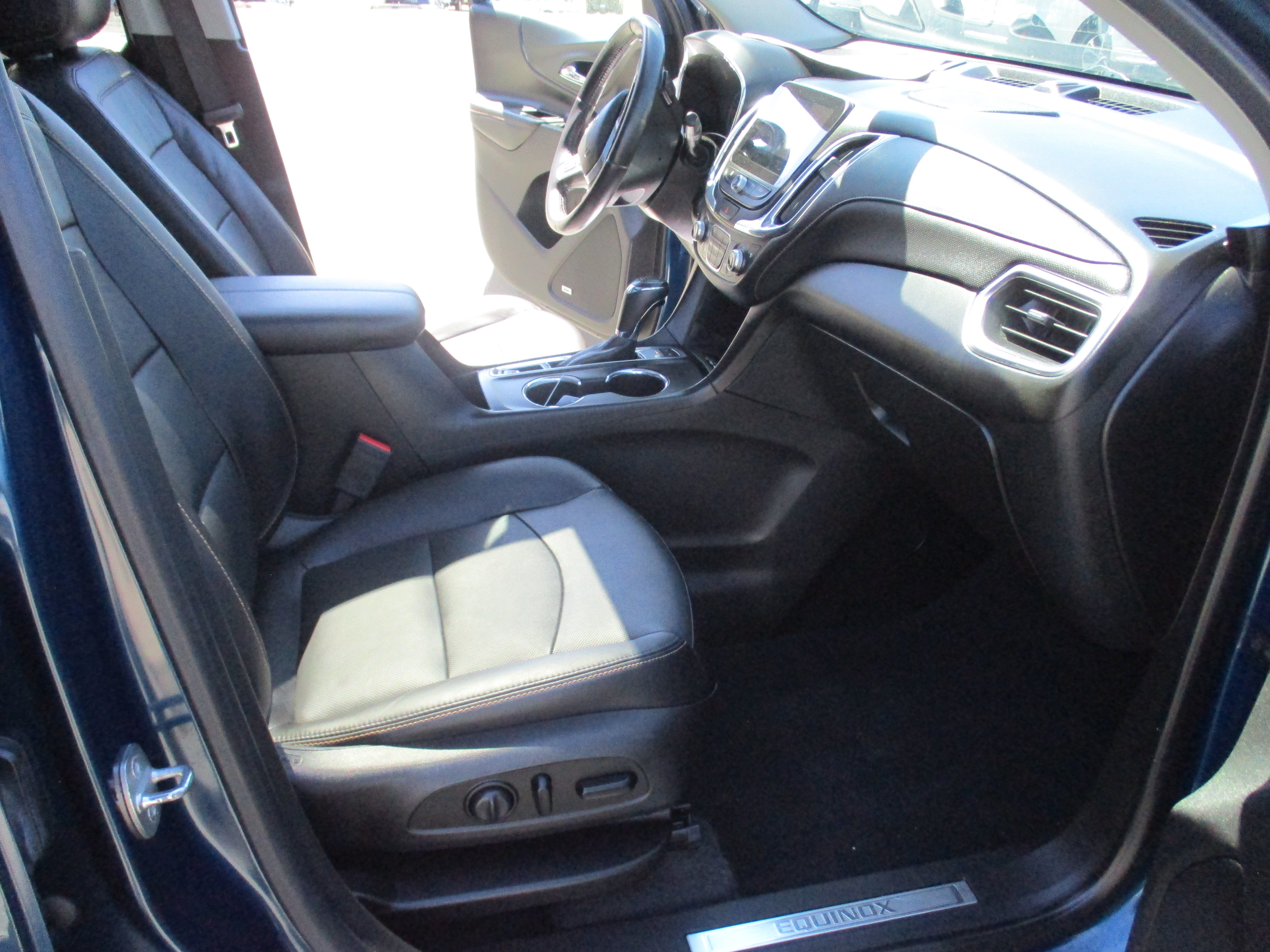 Used 2019 Chevrolet Equinox Premier image 15