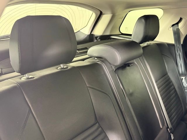 Used 2022 Land Rover Discovery Sport S image 28