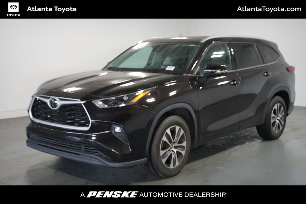 Used 2022 Toyota Highlander XLE