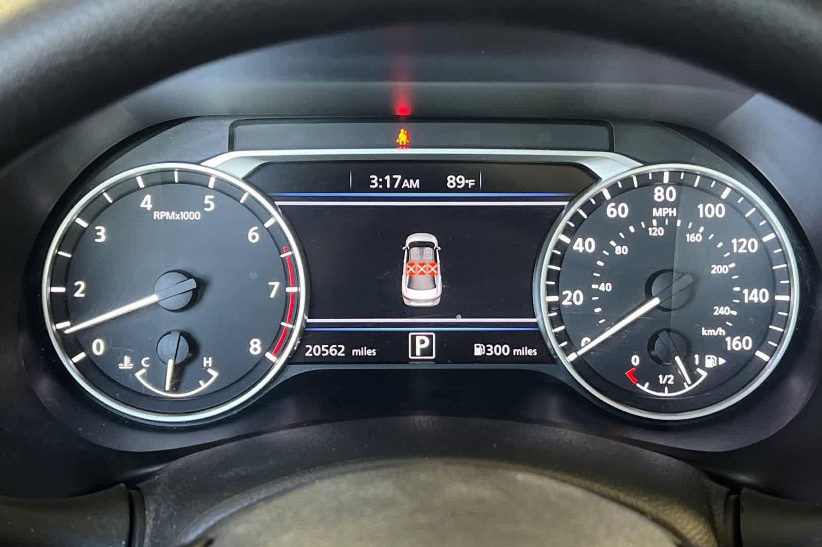 Used 2025 Nissan Sentra SV FWD image 24
