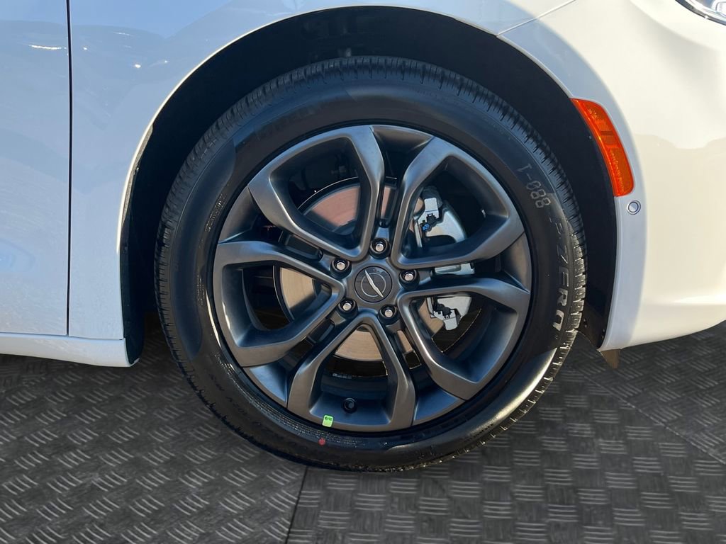 New 2026 Chrysler Pacifica Select image 23