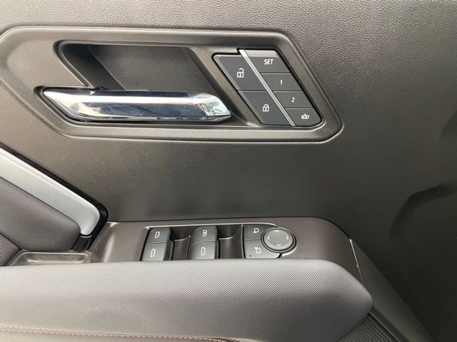 Certified 2024 Chevrolet Colorado Z71 w/ Z71 Convenience Package 2 image 13