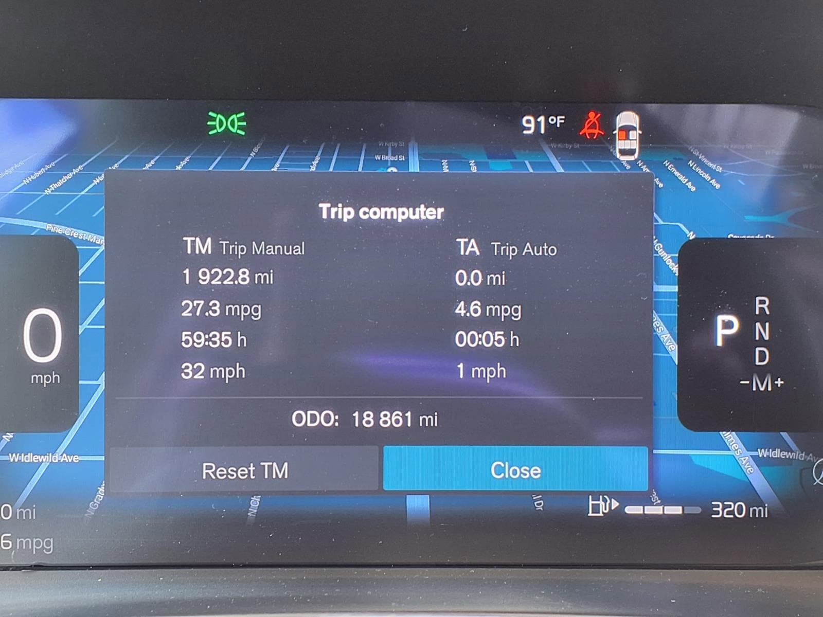 Certified 2025 Volvo XC40 B5 Core AWD/4WD image 32