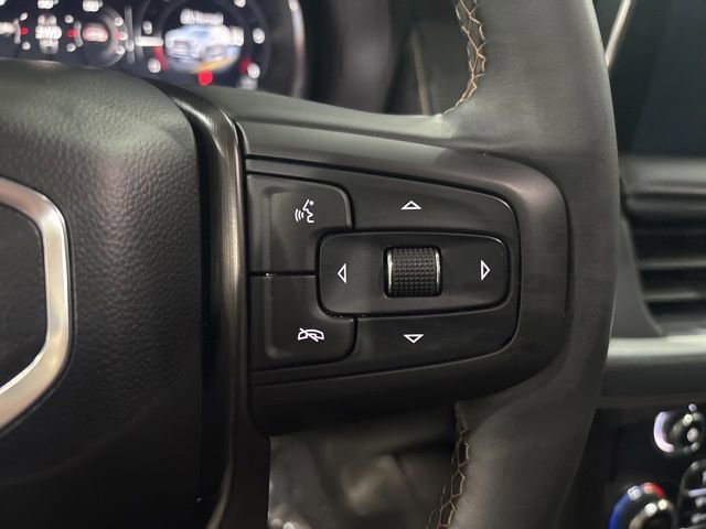 Used 2024 GMC Yukon AT4 w/ AT4 Premium Package AWD/4WD image 23