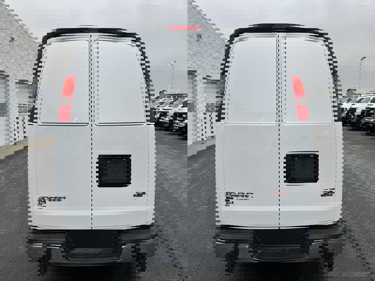 Used 2024 GMC Savana 2500 w/ Driver Convenience Package image 22