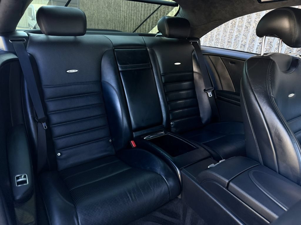 Used 2012 Mercedes-Benz CL 63 AMG image 25