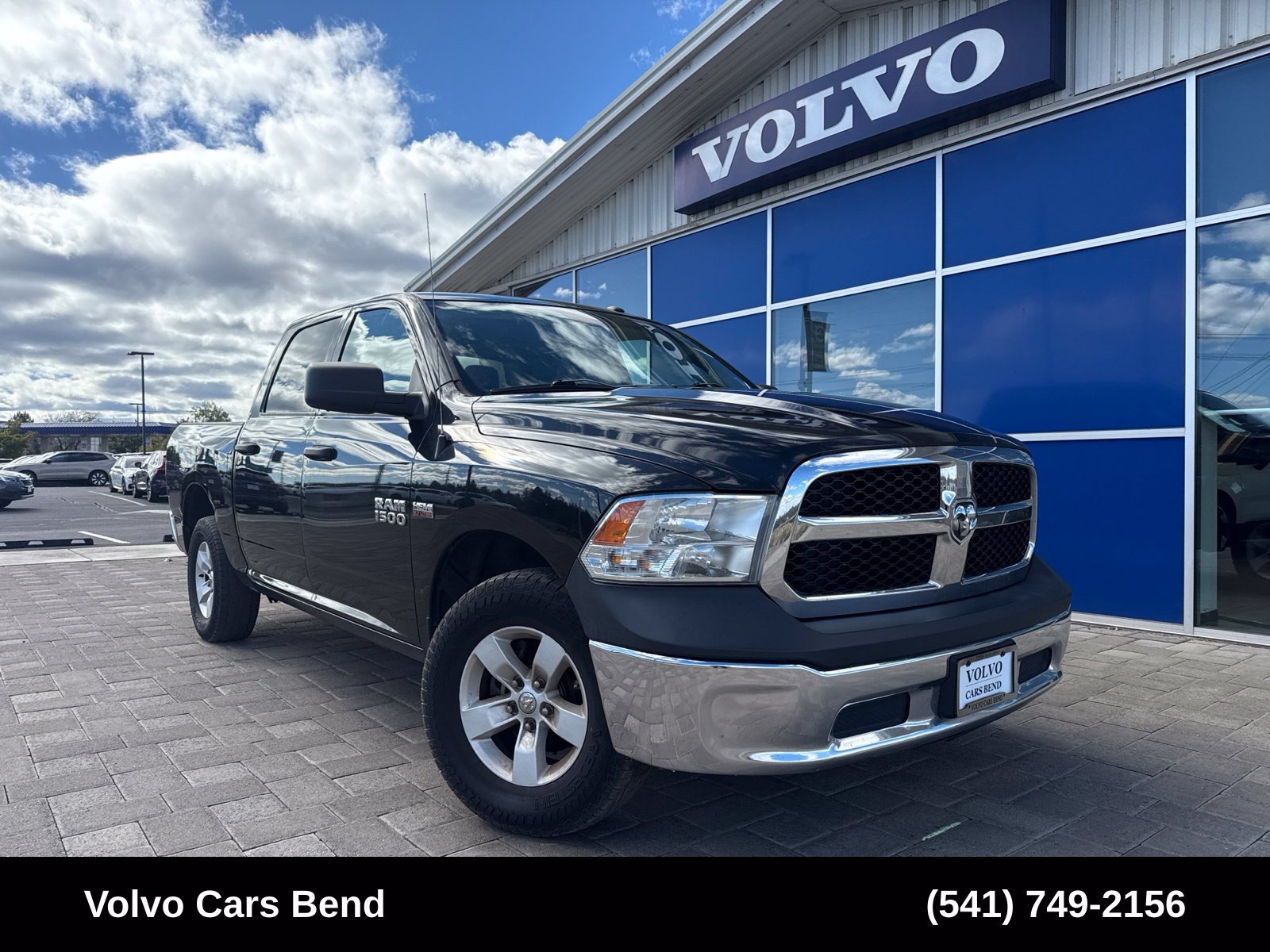Used 2017 RAM 1500 ST w/ SXT Appearance Group