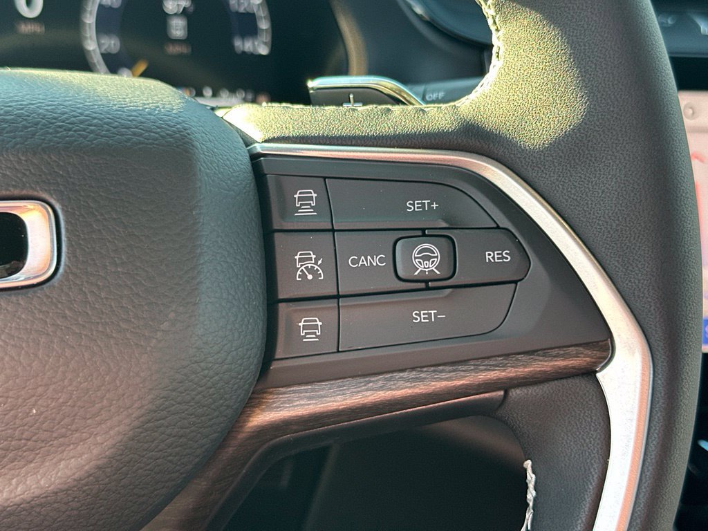 New 2027 Jeep Grand Cherokee L Limited AWD/4WD image 31