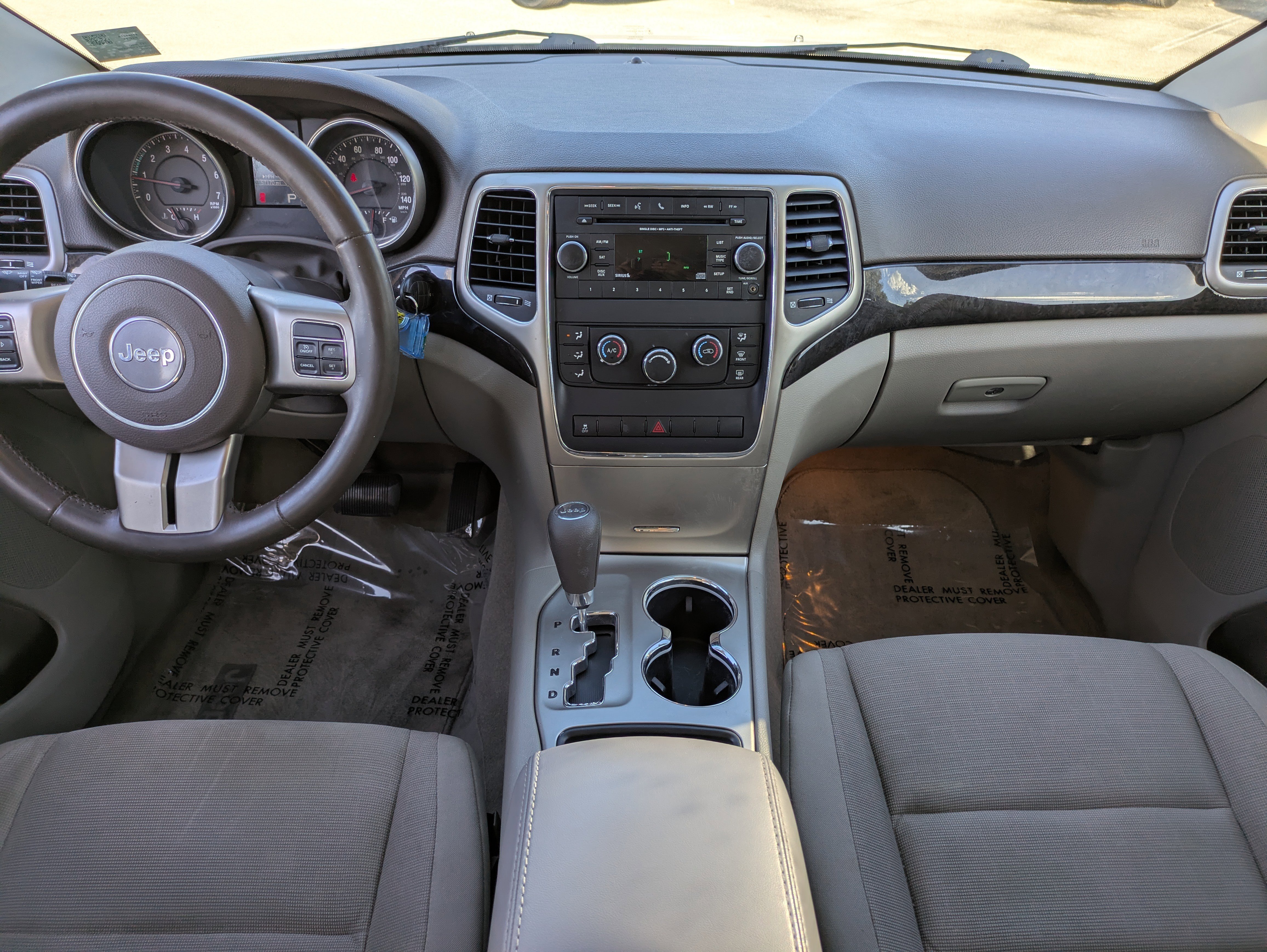 Used 2012 Jeep Grand Cherokee Laredo image 15