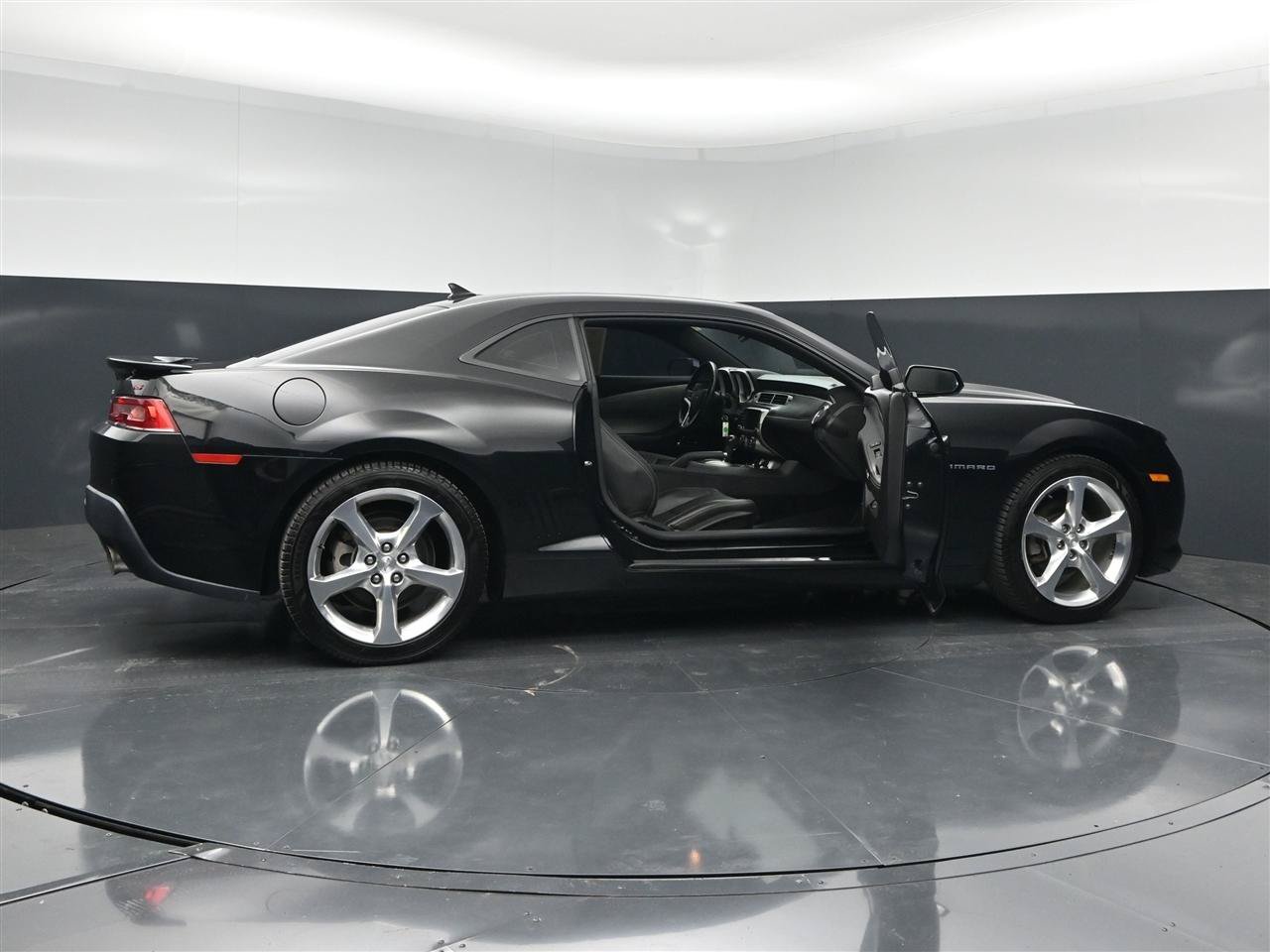 Used 2015 Chevrolet Camaro LT w/ RS Package RWD image 36