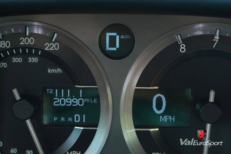 Used 2006 Aston Martin DB9 Volante image 10