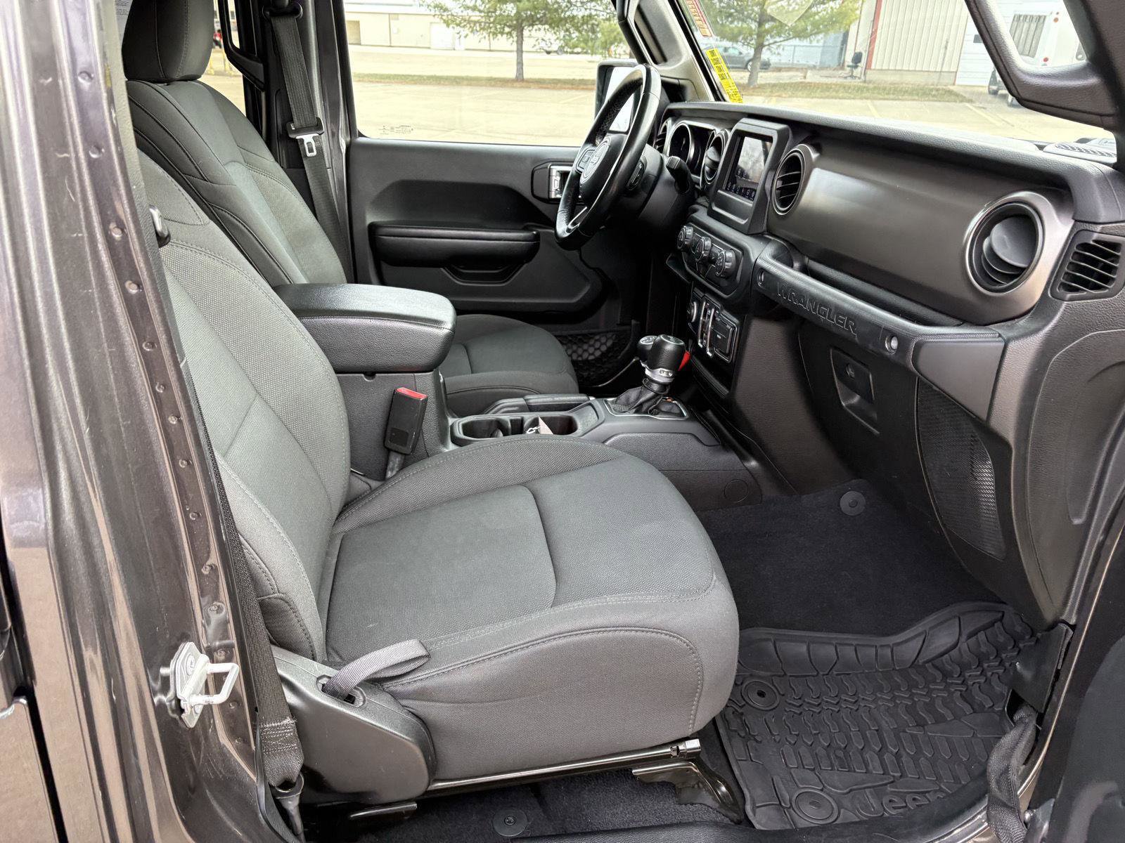 Used 2020 Jeep Wrangler Unlimited Sport S image 16