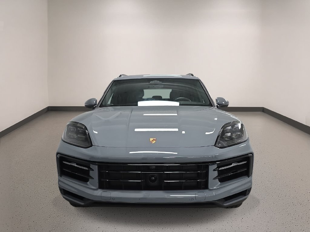 Certified 2026 Porsche Cayenne AWD/4WD image 9