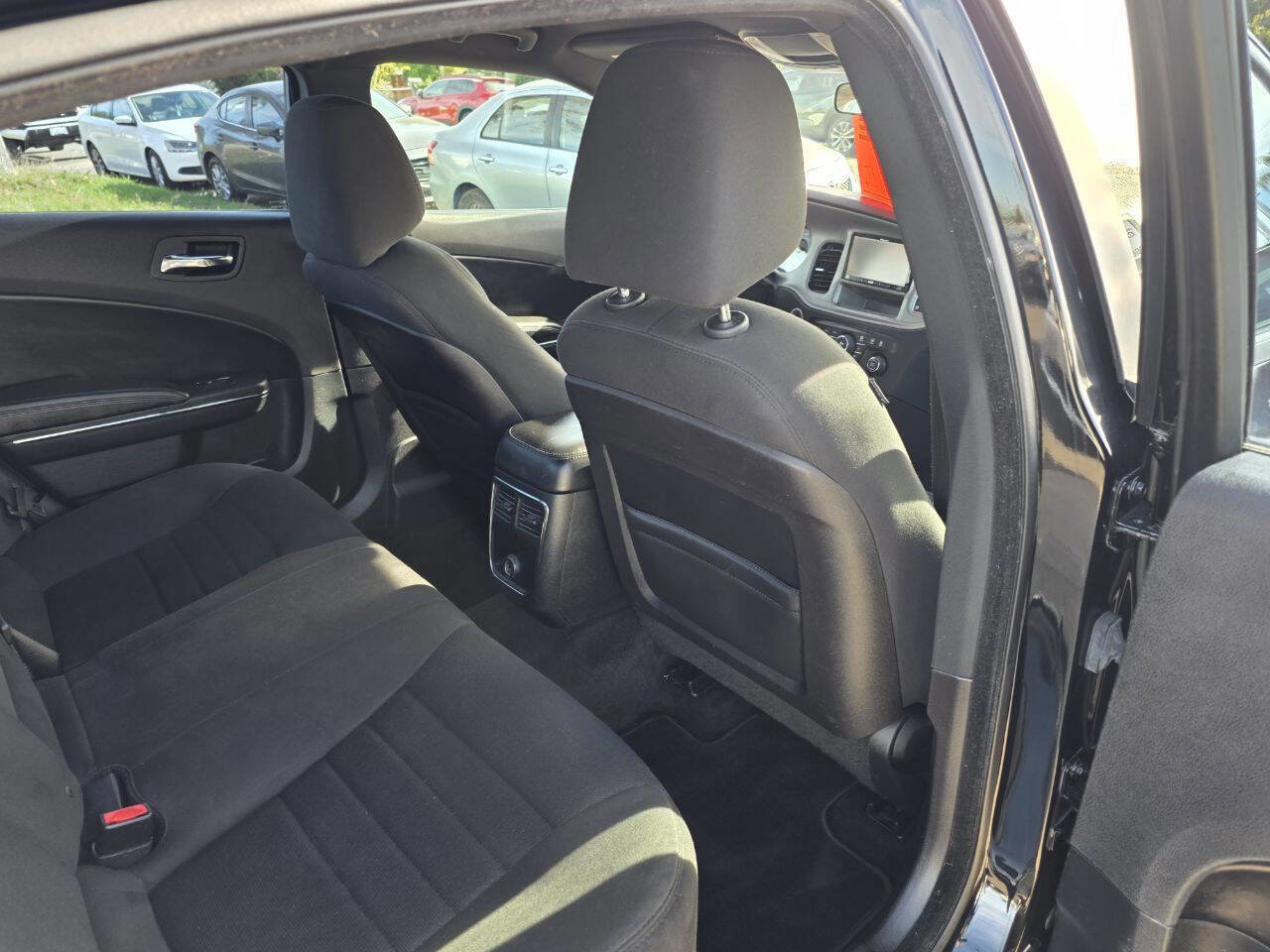 Used 2013 Dodge Charger SE image 14