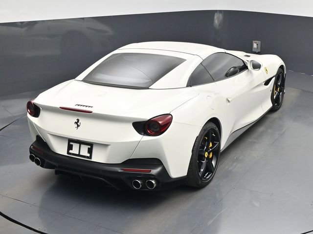 Used 2020 Ferrari Portofino RWD image 24