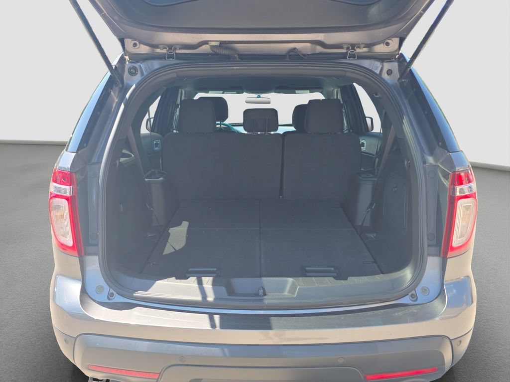 Used 2014 Ford Explorer XLT AWD/4WD image 17