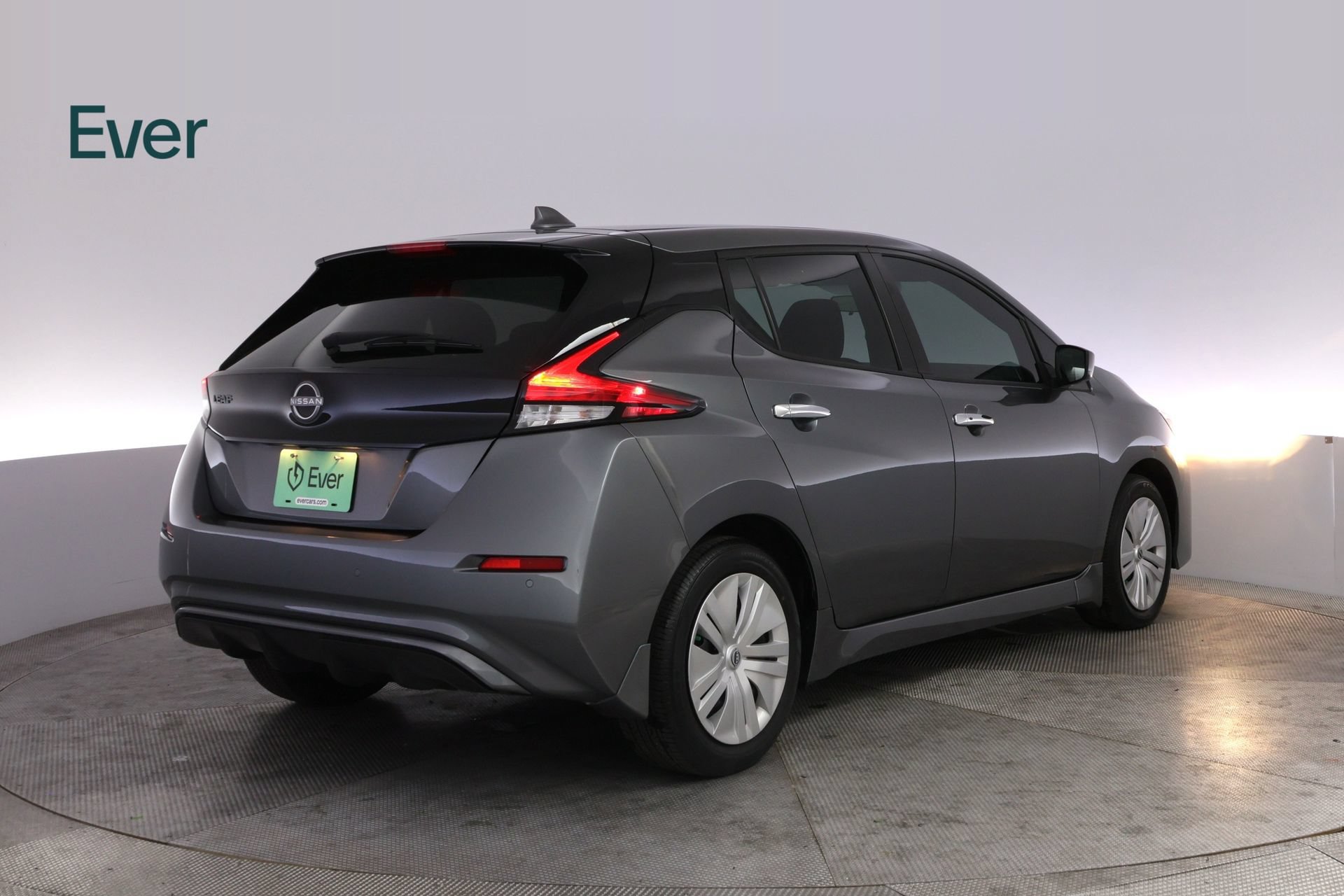 Used 2025 Nissan Leaf S FWD image 3
