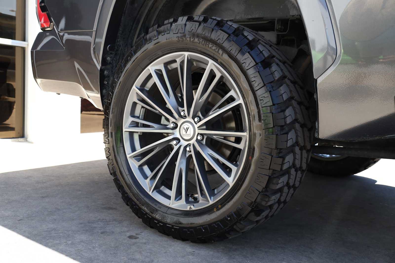 Used 2022 Toyota Tundra Capstone AWD/4WD image 70