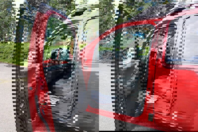 Used 2008 Nissan Xterra X w/ Supplemental Air Bag Pkg image 5