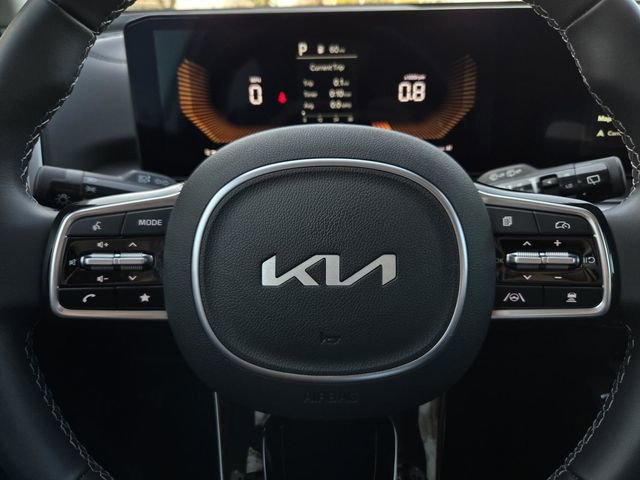 Certified 2025 Kia Sorento S w/ Panoramic Sunroof Package image 28