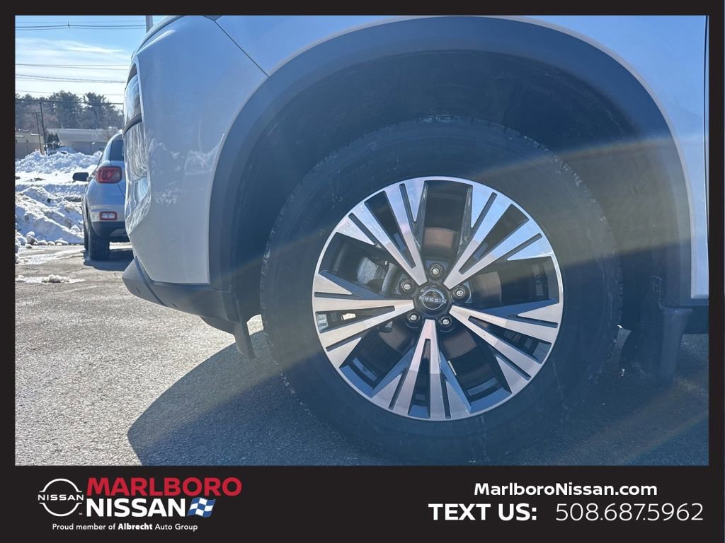 Certified 2023 Nissan Rogue SV w/ SV Premium B Package image 11