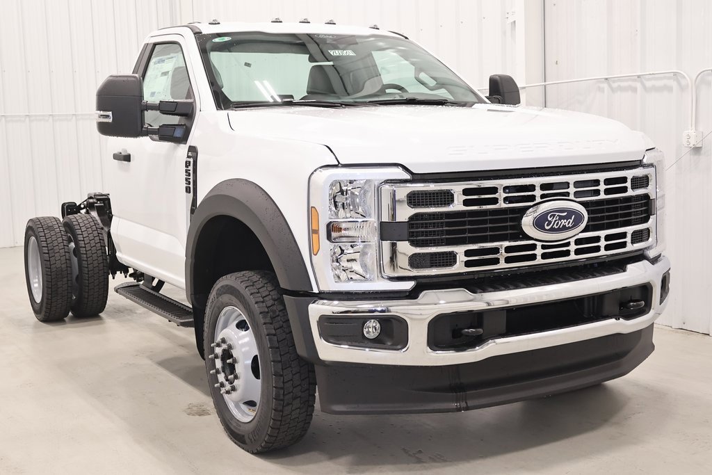 New 2026 Ford F550 4x4 Regular Cab Super Duty image 2