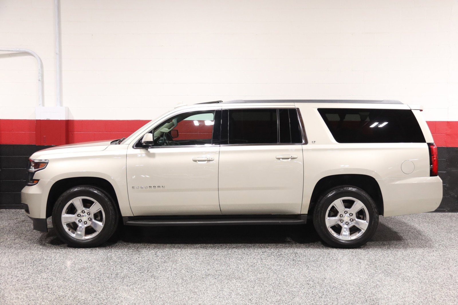 Used 2017 Chevrolet Suburban LT AWD/4WD image 24