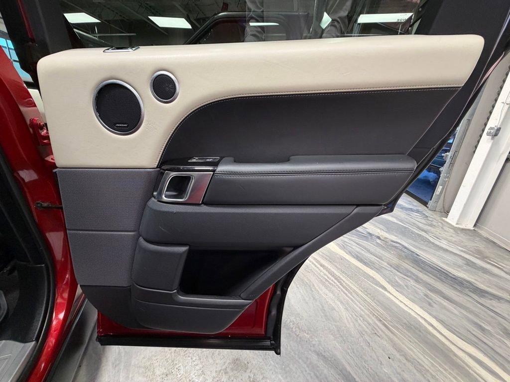 Used 2019 Land Rover Range Rover Sport HSE Dynamic image 44