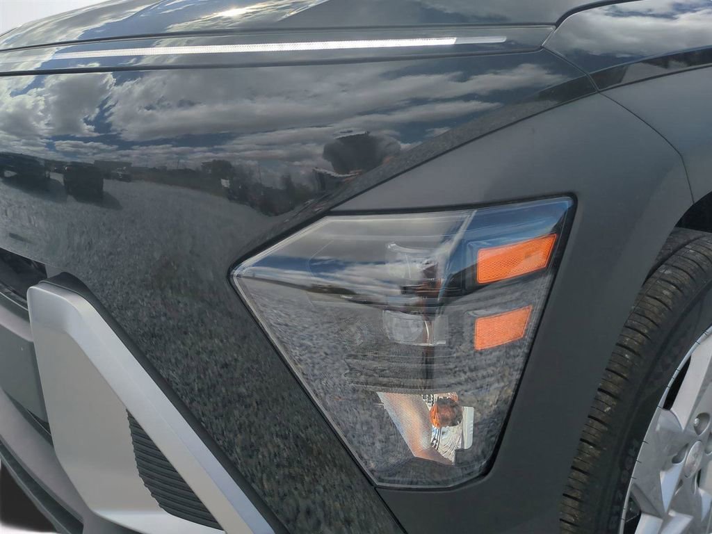 New 2026 Hyundai Kona SE image 10