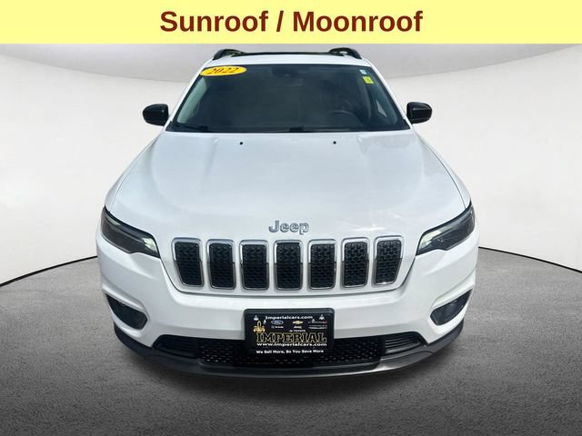 Used 2022 Jeep Cherokee Latitude Lux w/ Sun & Sound Group AWD/4WD image 4