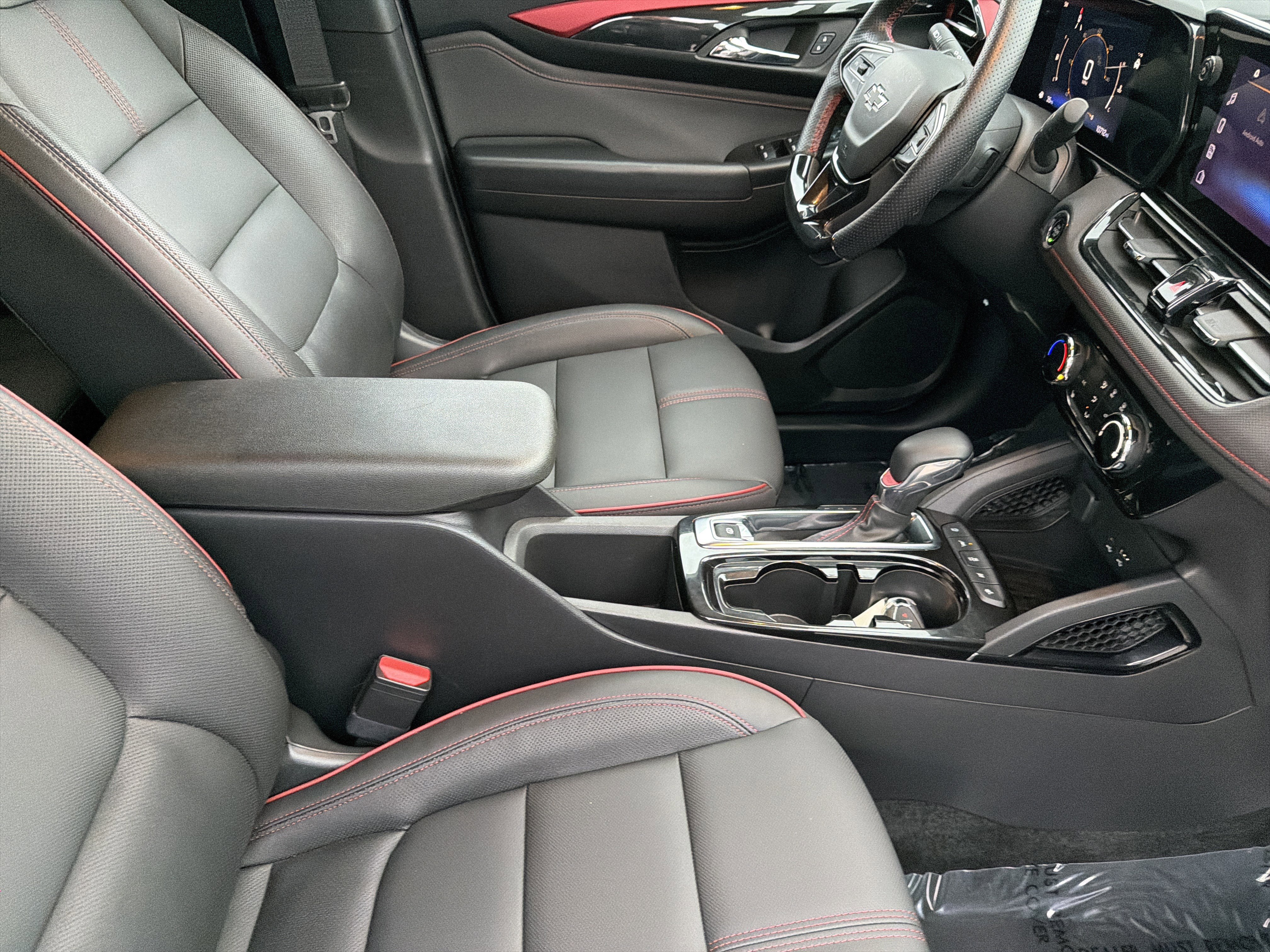 Used 2024 Chevrolet TrailBlazer RS w/ Driver Confidence Package image 63