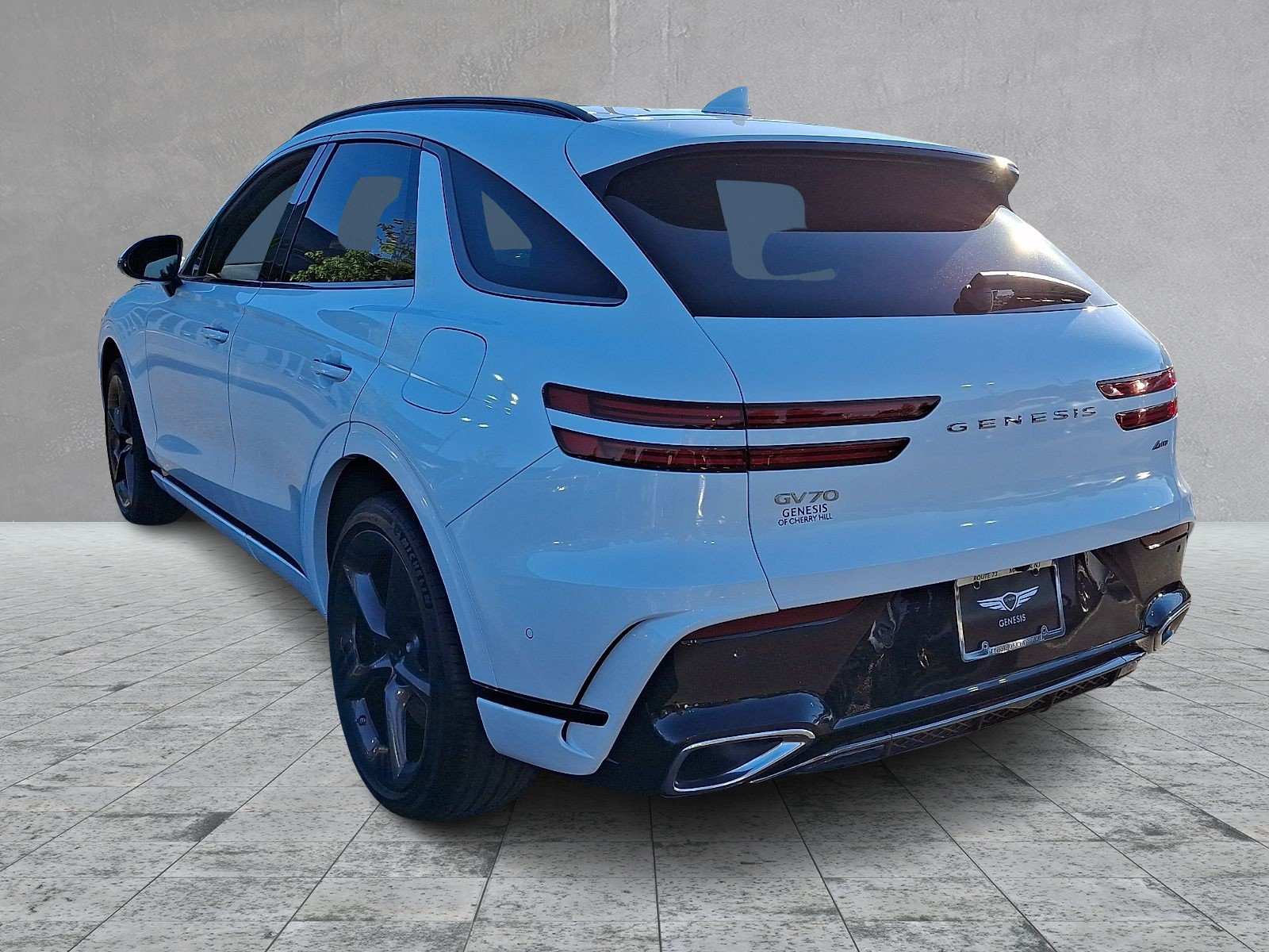 Certified 2026 Genesis GV70 2.5T Sport Prestige AWD/4WD image 4