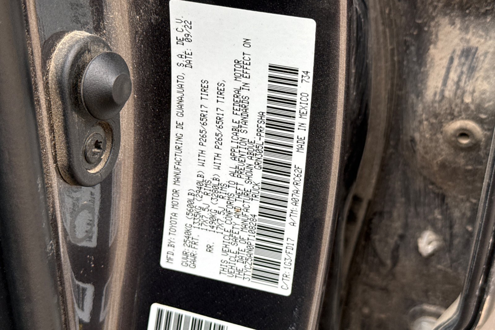 Used 2023 Toyota Tacoma TRD Sport AWD/4WD image 54