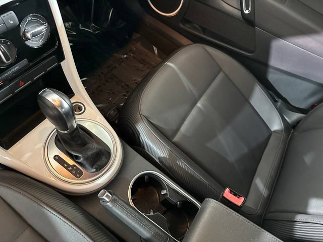 Used 2019 Volkswagen Beetle 2.0T S FWD image 18