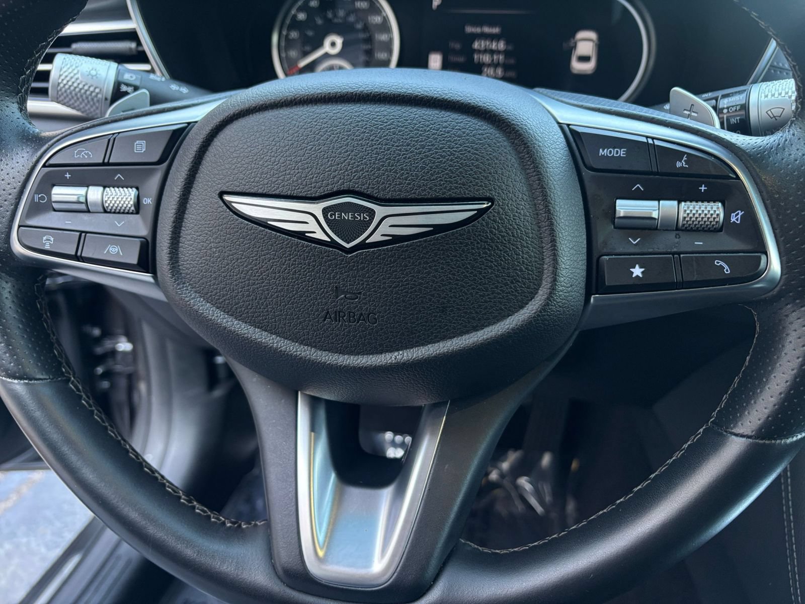Used 2025 Genesis G70 2.5T AWD/4WD image 29