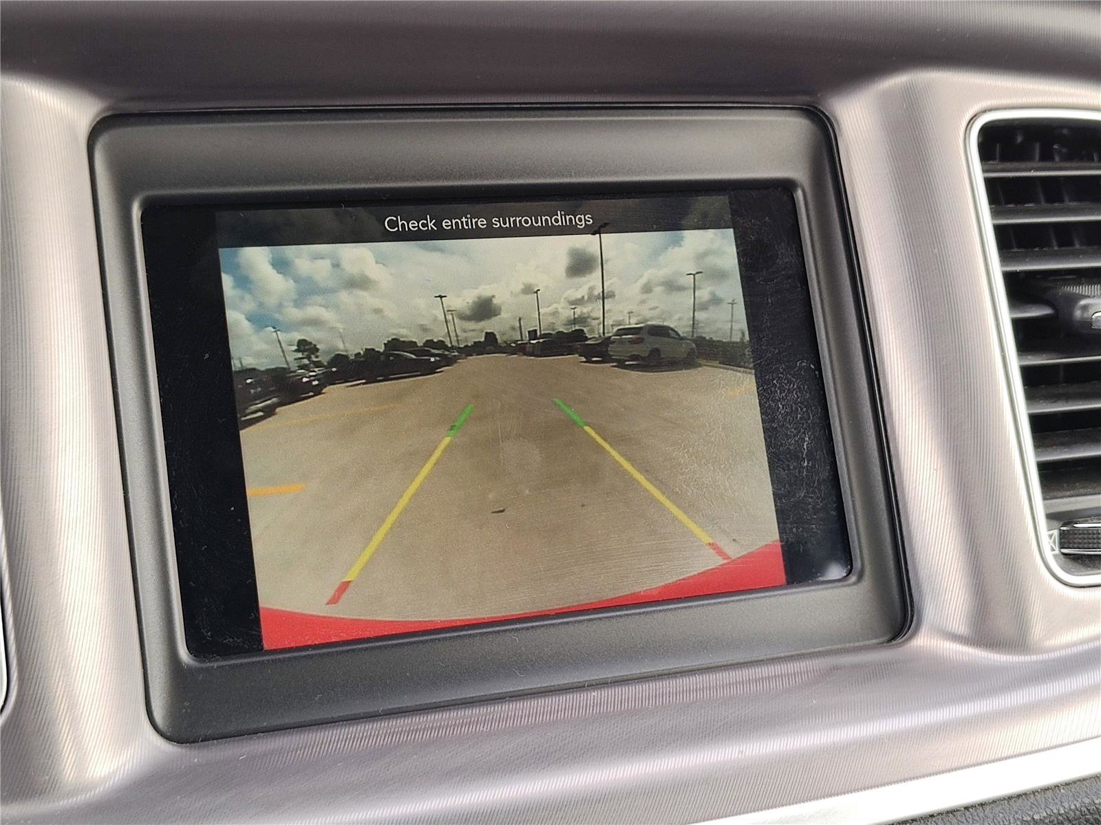 Used 2022 Dodge Charger SXT image 25