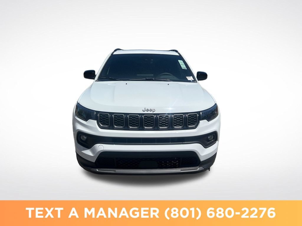 Used 2025 Jeep Compass Latitude w/ Sun & Sound Group AWD/4WD image 8