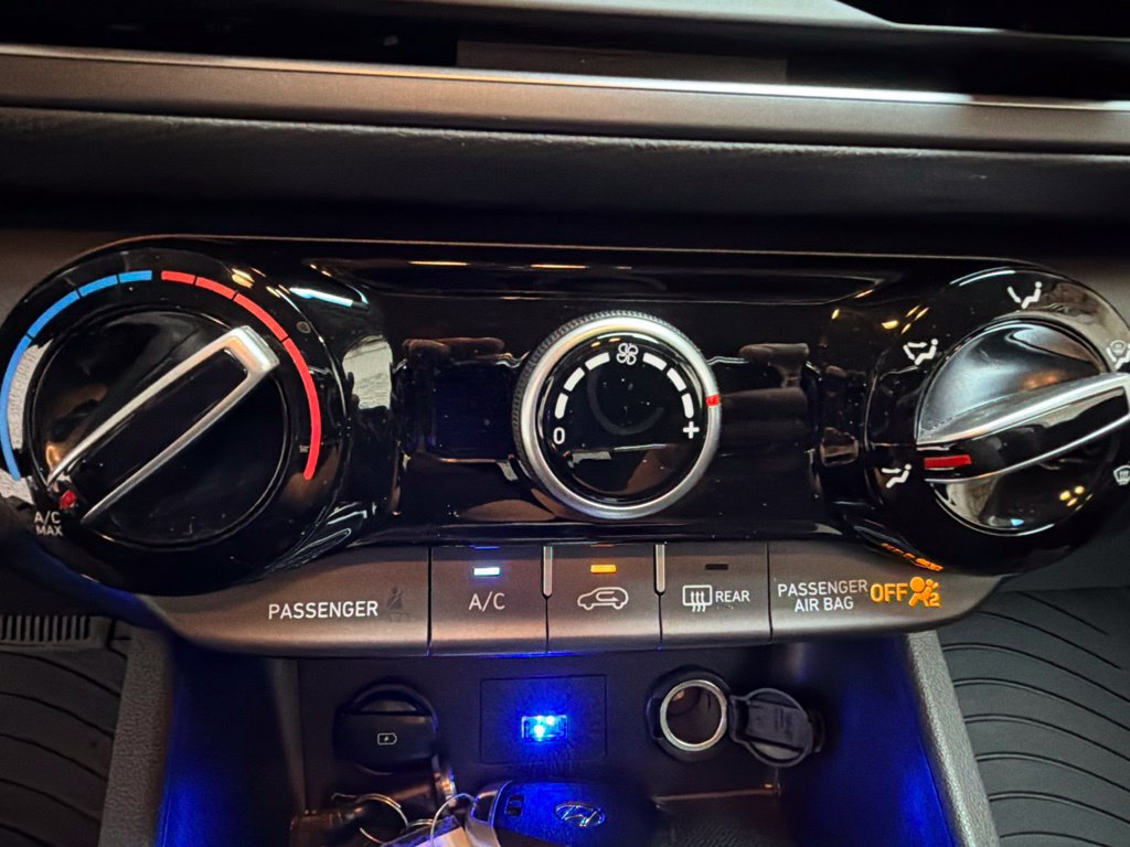 Certified 2023 Hyundai Kona SEL FWD image 22