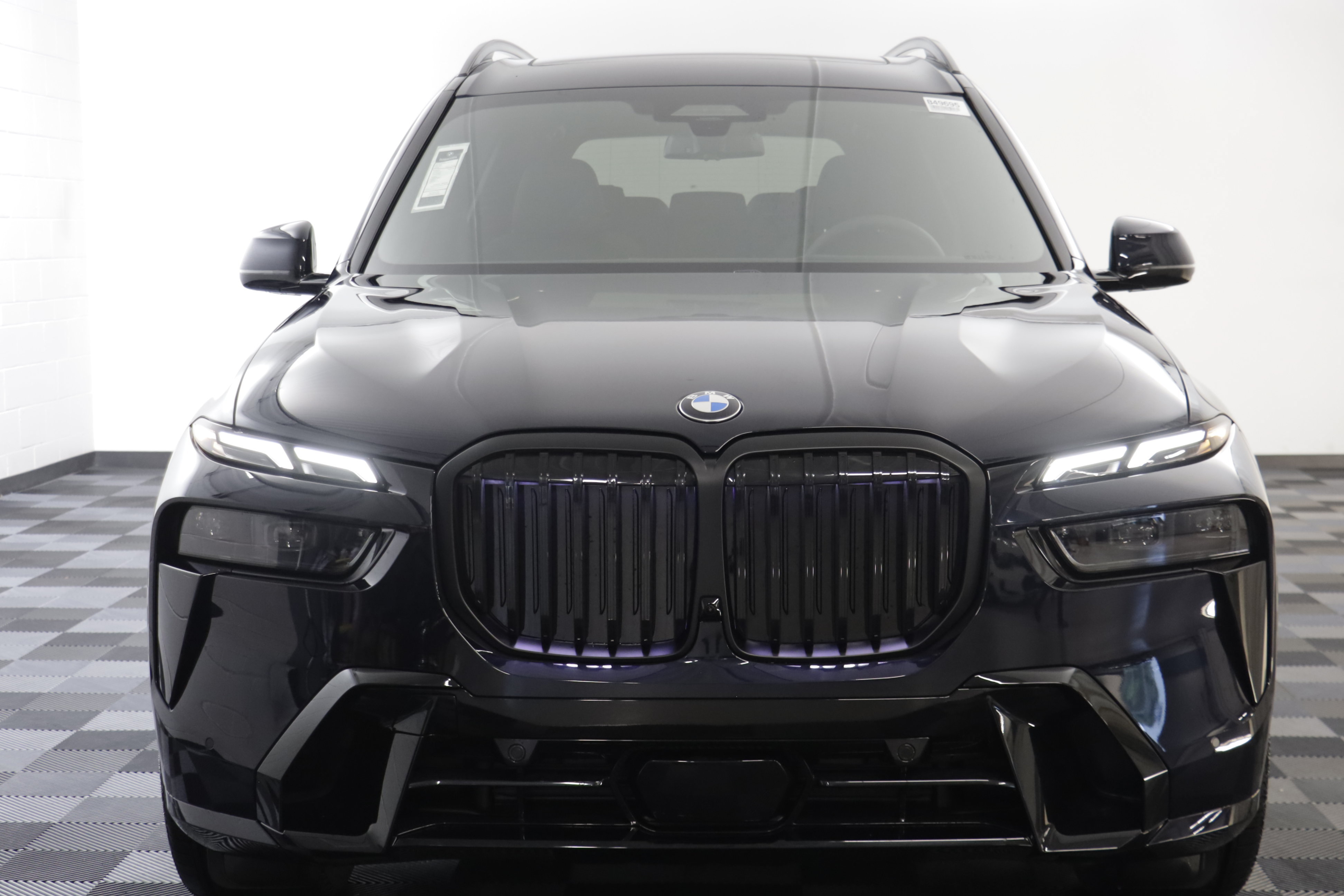 New 2027 BMW X7 xDrive40i w/ Executive Package AWD/4WD image 24