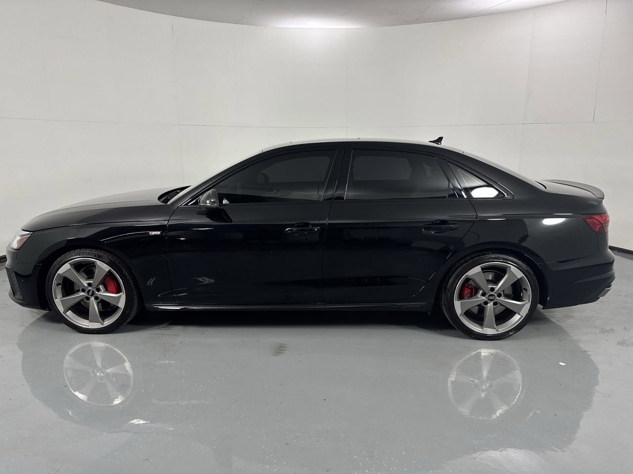 Used 2023 Audi A4 2.0T Premium Plus w/ Premium Plus Package AWD/4WD image 30