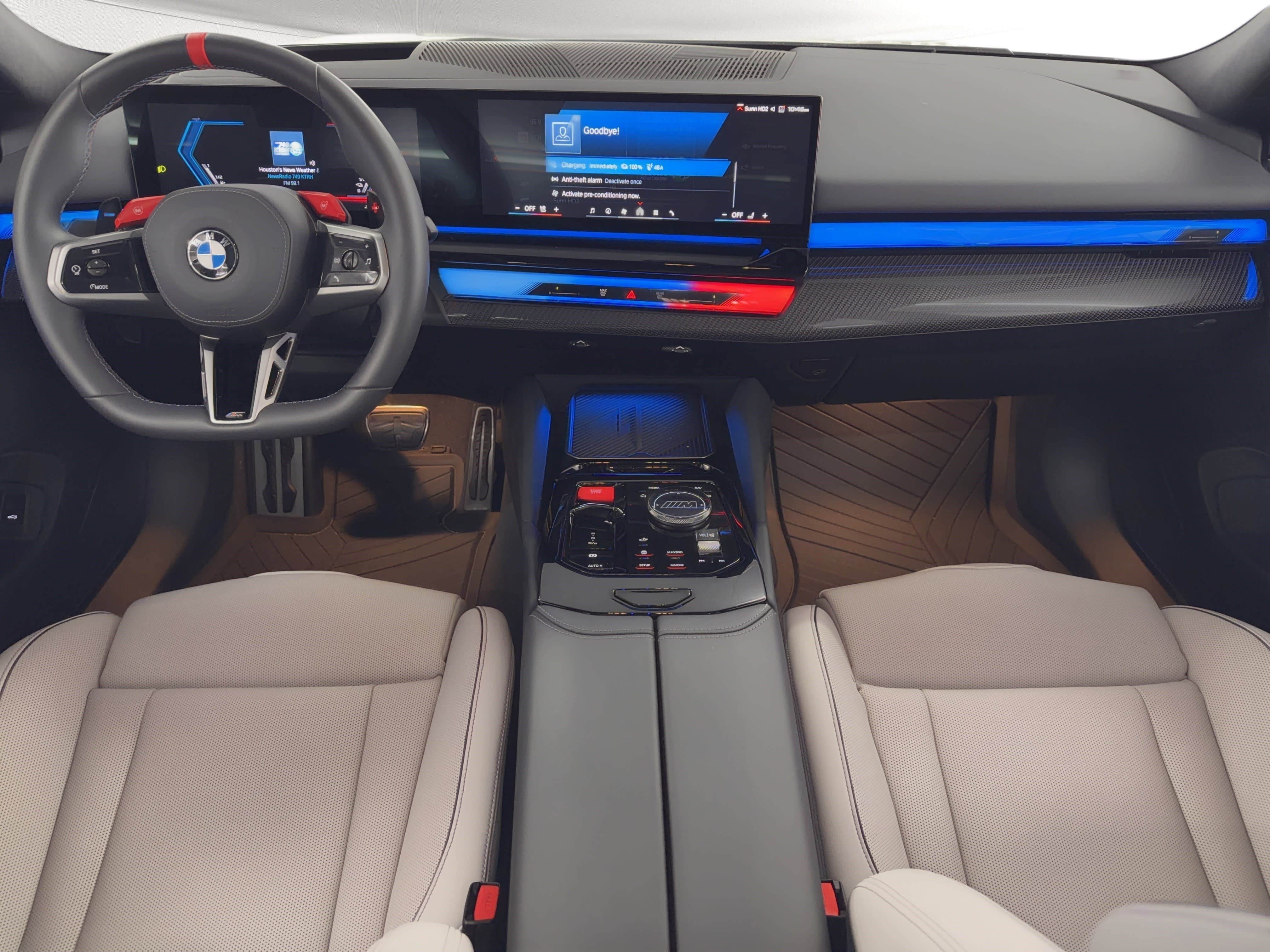 Used 2026 BMW M5 w/ Executive Package image 19