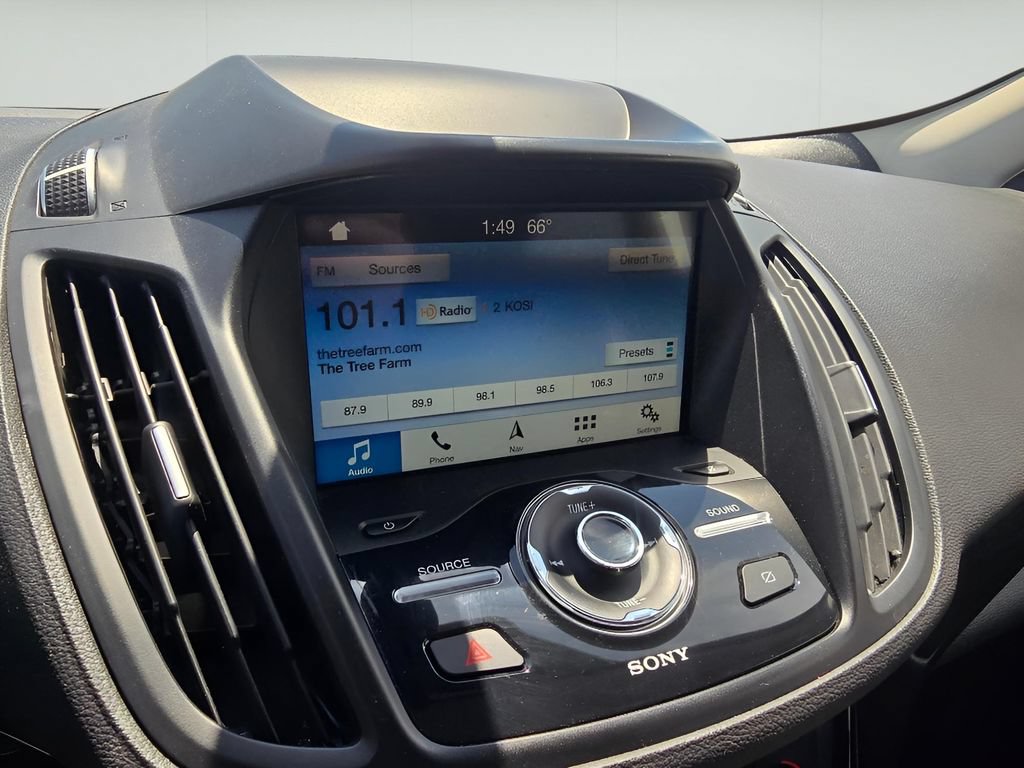 Used 2019 Ford Escape Titanium AWD/4WD image 10