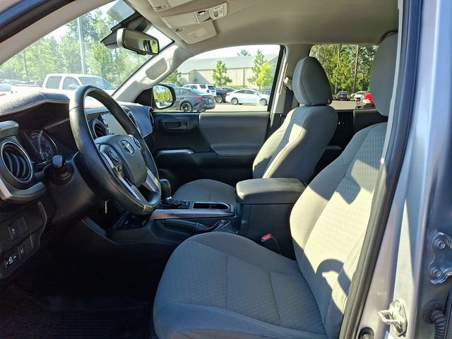 Certified 2020 Toyota Tacoma SR5 AWD/4WD image 17