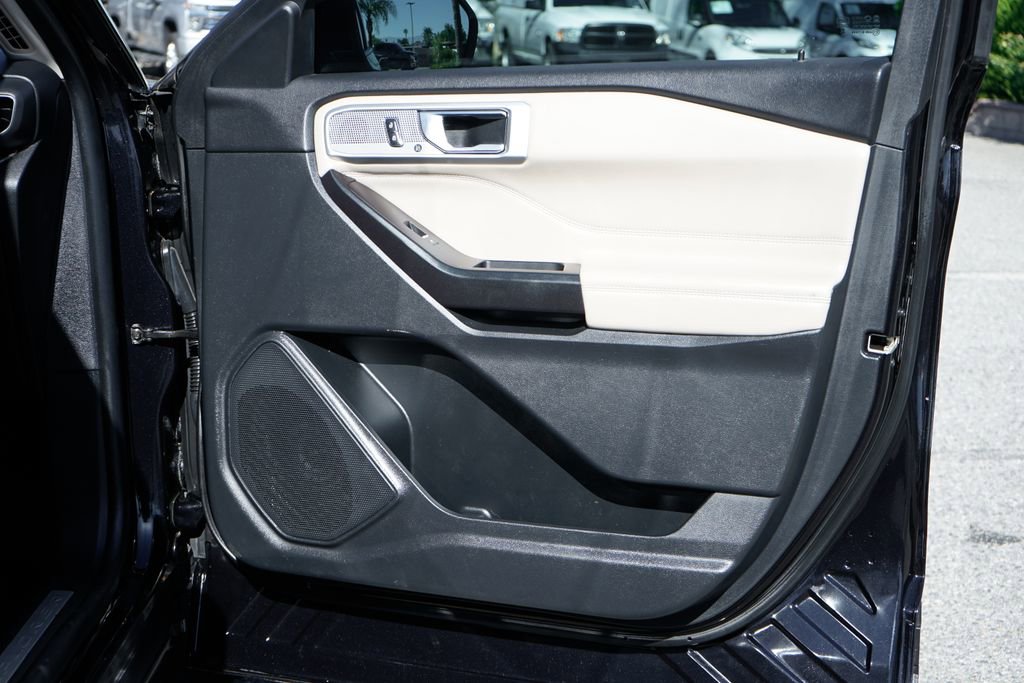 Used 2020 Ford Explorer Limited image 45