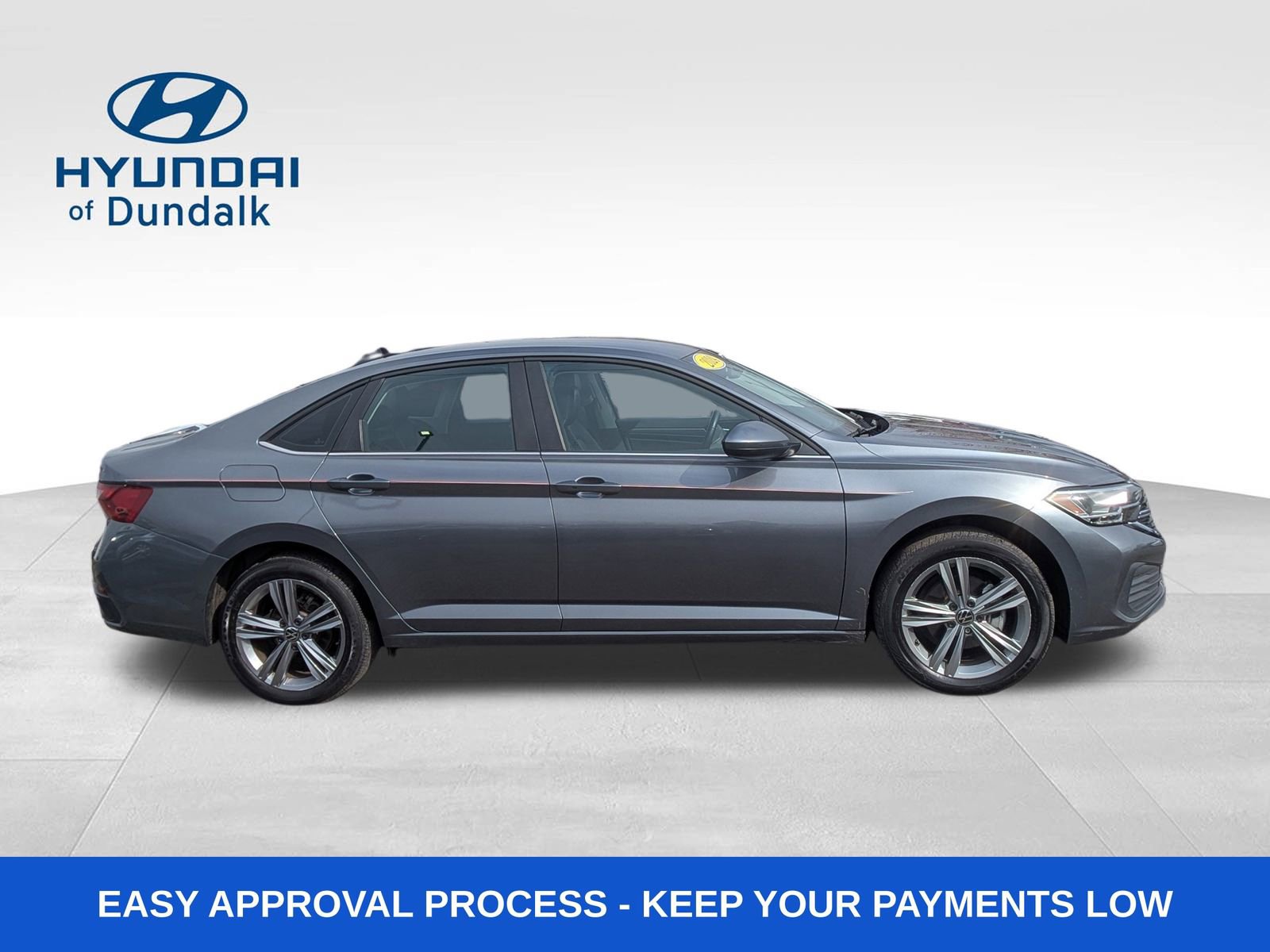 Used 2024 Volkswagen Jetta SE image 6