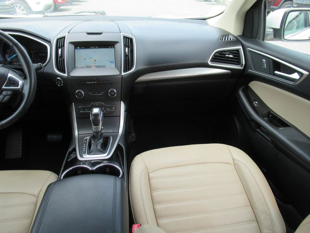 Used 2018 Ford Edge SEL w/ Equipment Group 201A FWD image 12